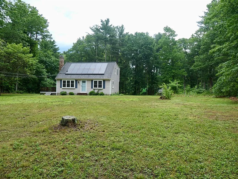 132 S Main St — Photo 17