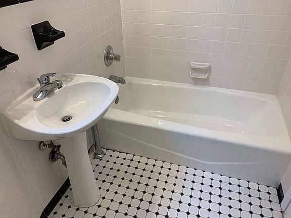 5th image of 170 E 91st St APT 1E