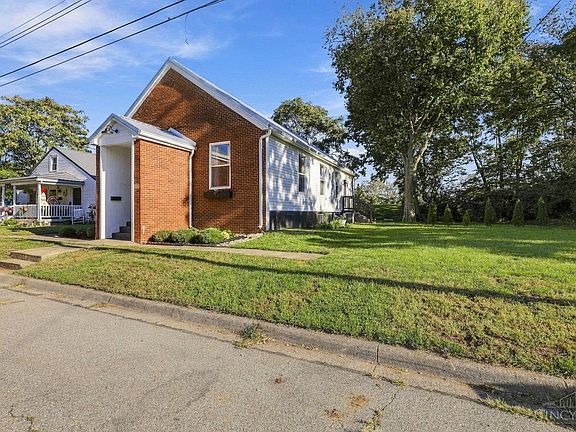 2nd image of 629 Spring Ave