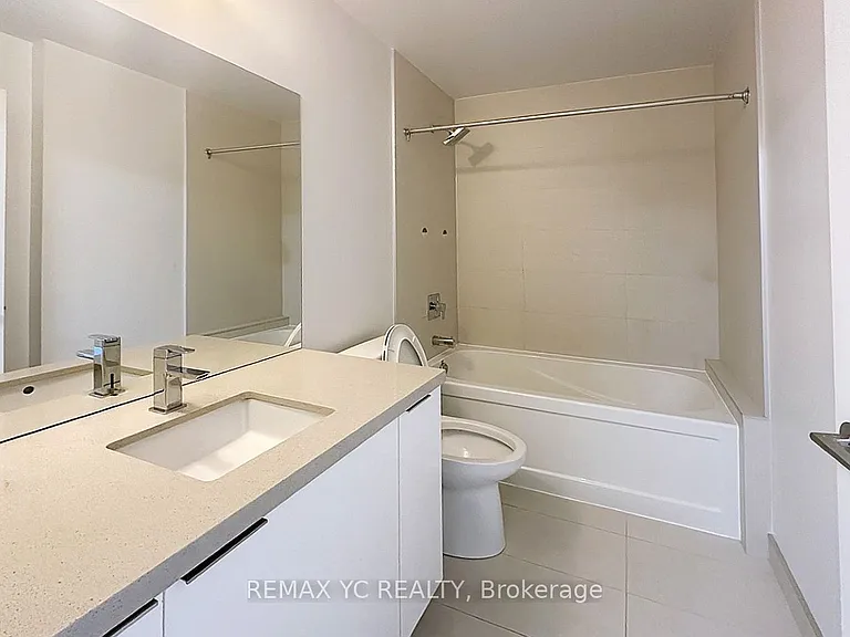 8 Eglinton Ave E #5309 — Photo 9