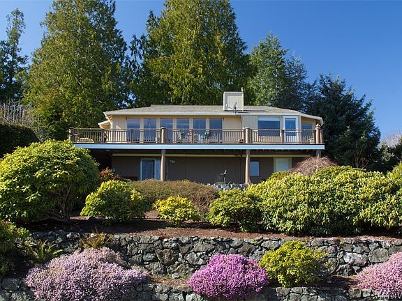 2nd image of 50 Keller Ln