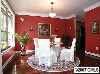 4th image of 9707 Tallwood Dr