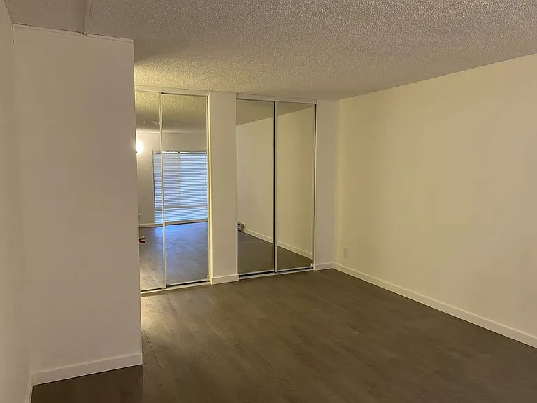 2101 Shoreline Dr #203 — Photo 19