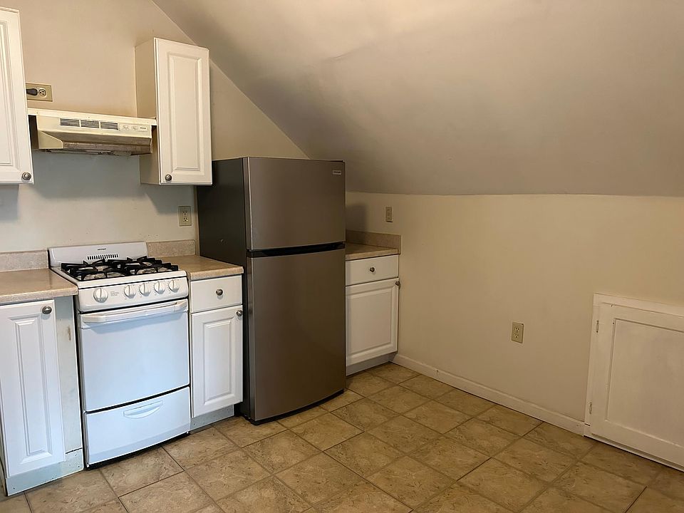 1st image of 54 Berwin St #2
