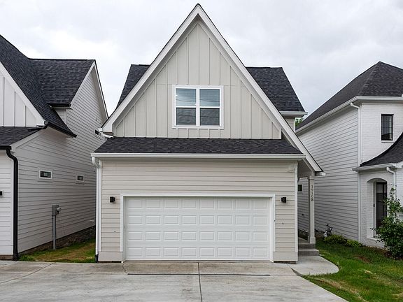2nd image of 1910 Hutton Dr #B
