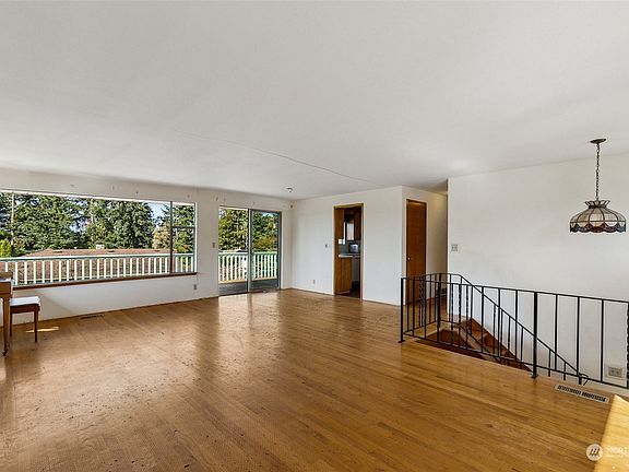 2nd image of 23302 67th Avenue W