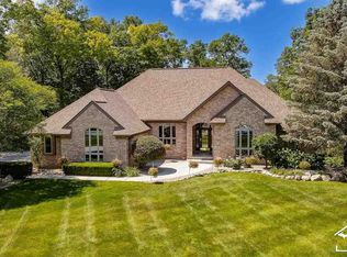 2431 Waterfront Dr, Brighton, MI