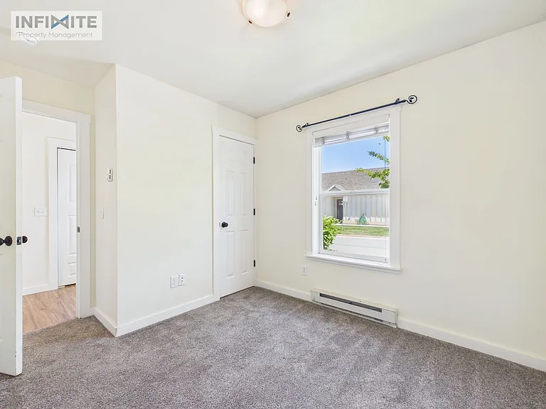 845 Cottage Park Ln — Photo 11
