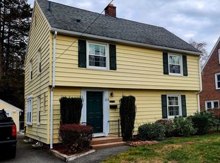 63 Rencelau St, Springfield, MA 01118