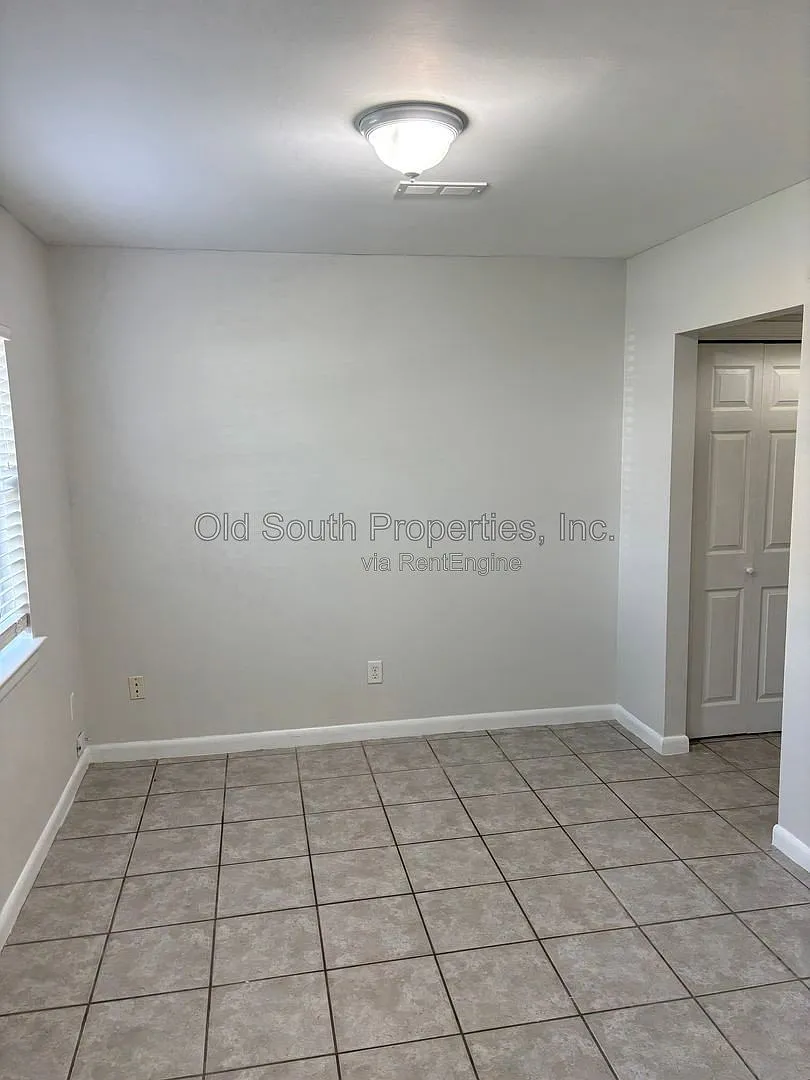 2 bed, 2.5 bath, 1408 sqft, $1,500 — Photo 3