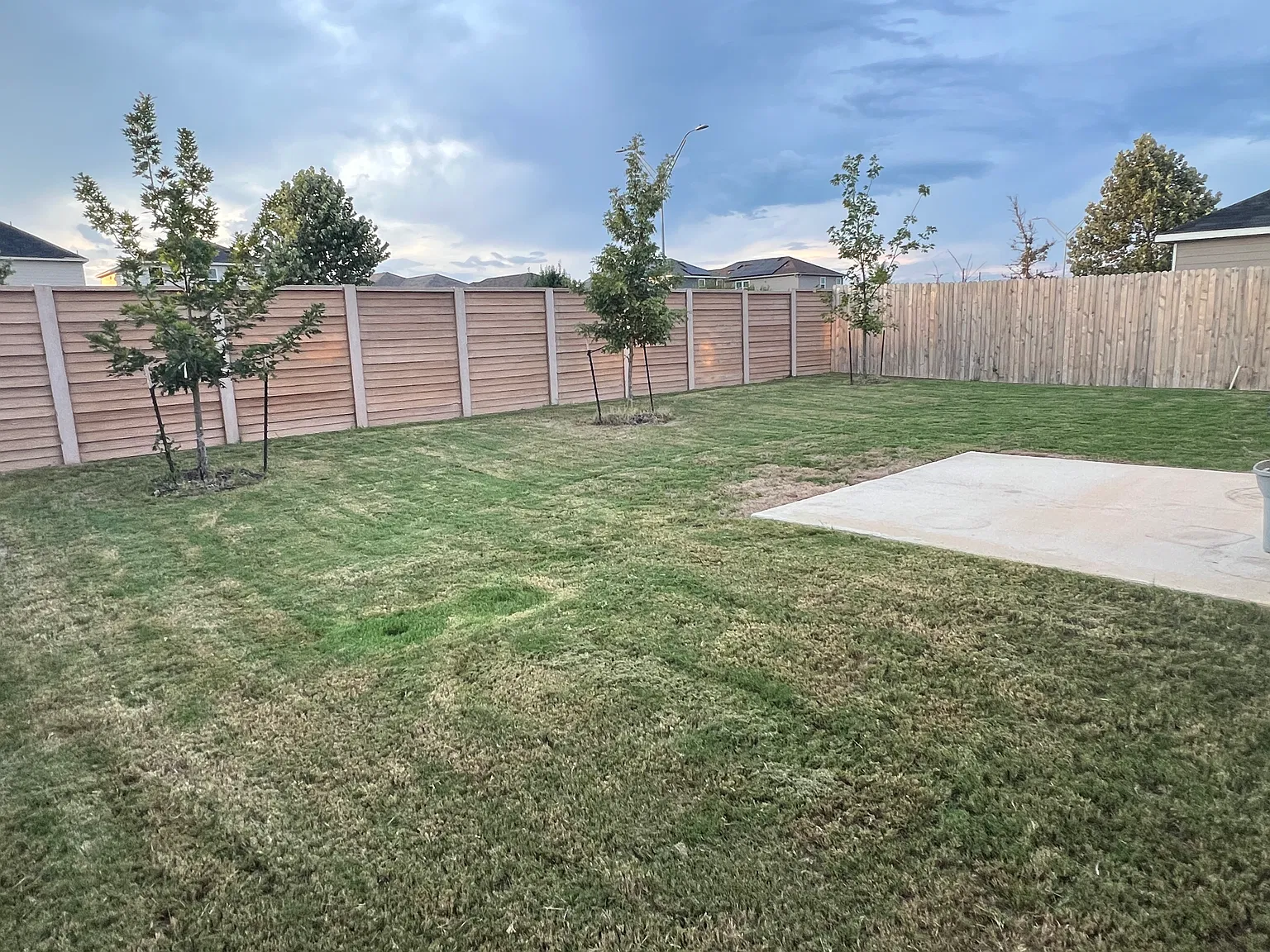 4 bed, 2003 sqft, $1,950 — Photo 2