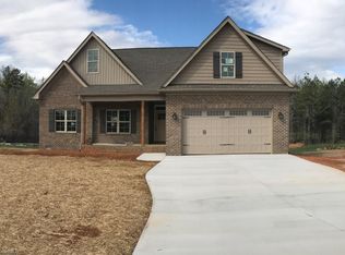 6320 Sugar Cane Ln, Thomasville, NC 27360