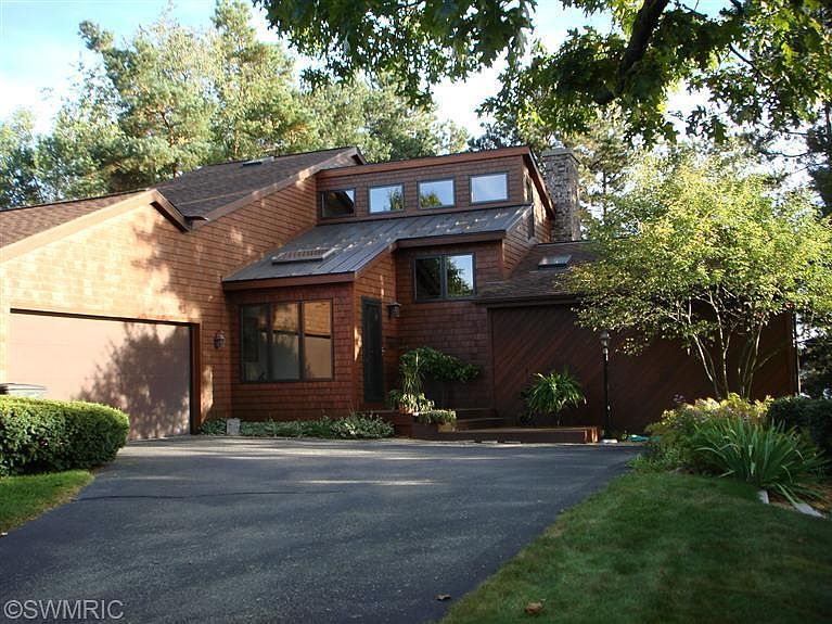 1st image of 5670 Arroyo Vista Dr NE