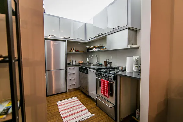 Rented by Nooklyn NYC LLC | media 61