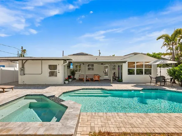 14024 N Bayshore Dr, Madeira Beach, FL 33708