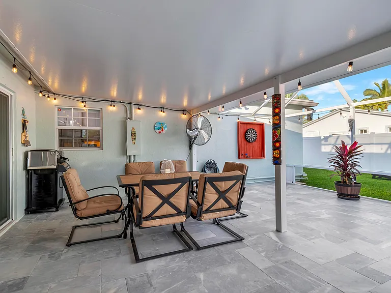 310 Gulfstream Dr — Photo 62