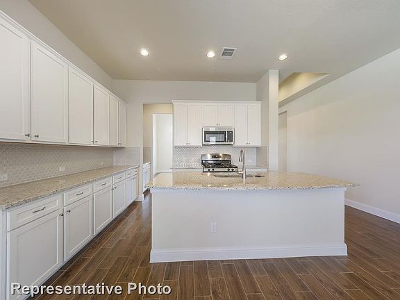 2nd image of 6716 Verona Pl