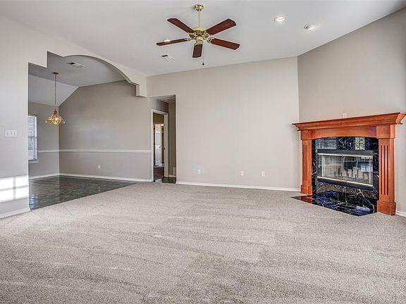 5th image of 2601 S Rolling Hills Dr