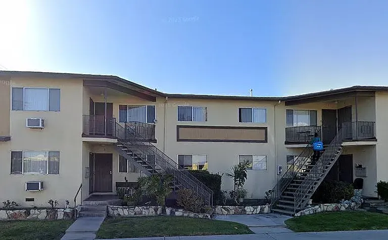 5607 Corteen Pl #5