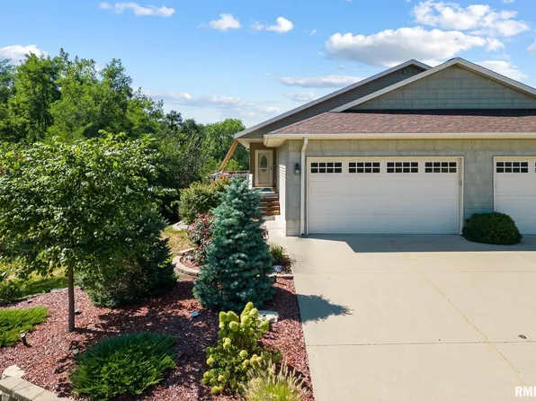 2116 Parkside Ct, Milan, IL 61264