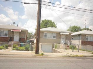4630 Robinson St, Flushing, NY 11355