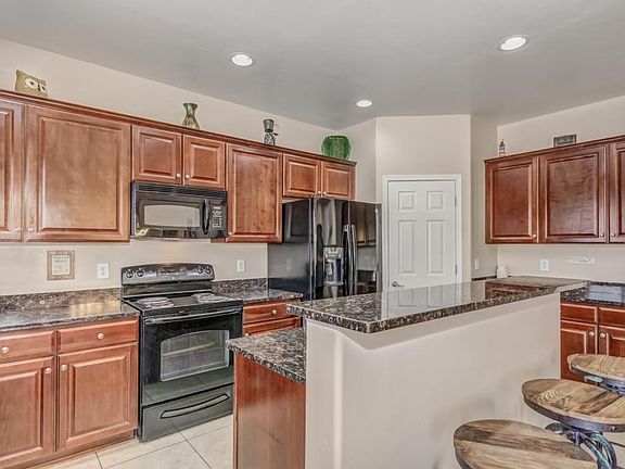 5th image of 10634 S Lucius Dr