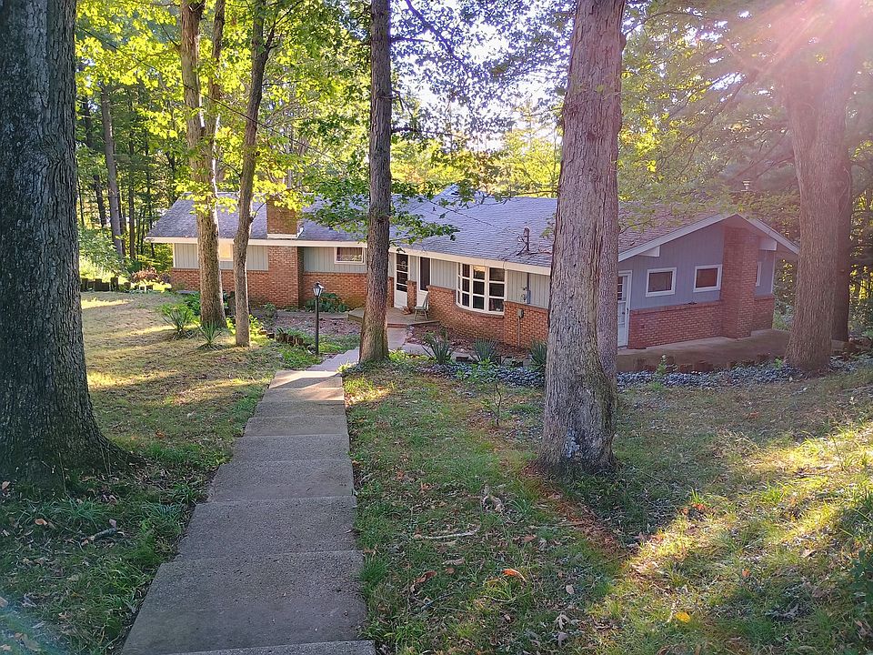 1st image of 760 129th Ave