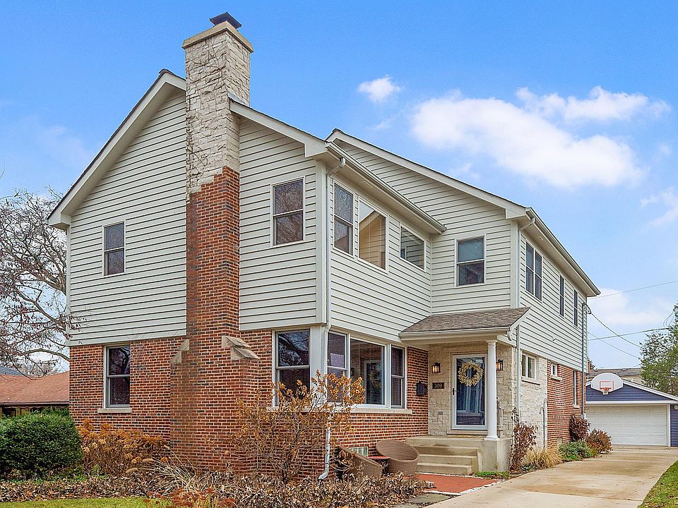 1st image of 309 Malden Ave