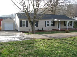 65 Maple Ln, Saint Albans, WV