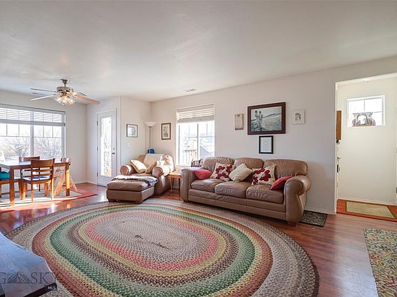 2nd image of 859 Forestglen Dr #4E