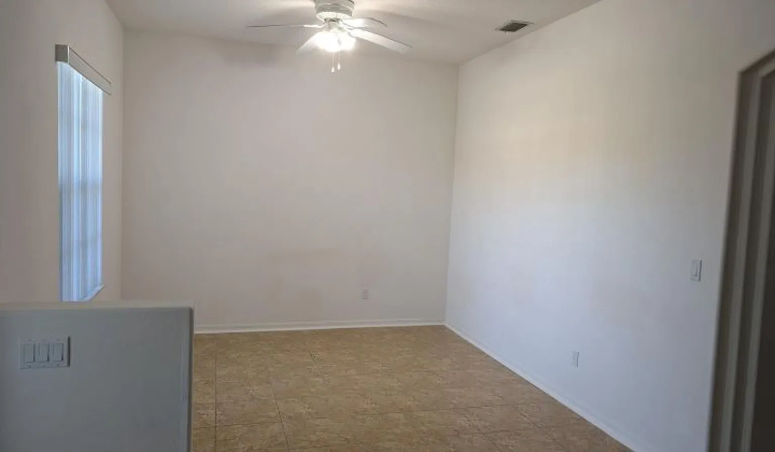 Northern Palm Coast, FL Spacious House — Photo 4
