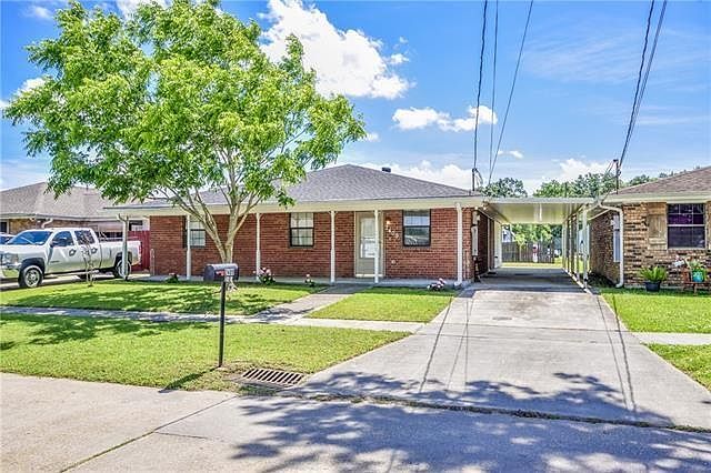 1st image of 2409 Torres Dr