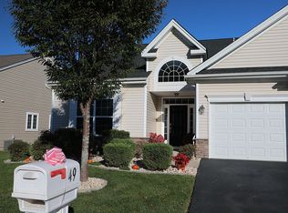 49 Diamond Spring Dr, Monroe Township, NJ 08831