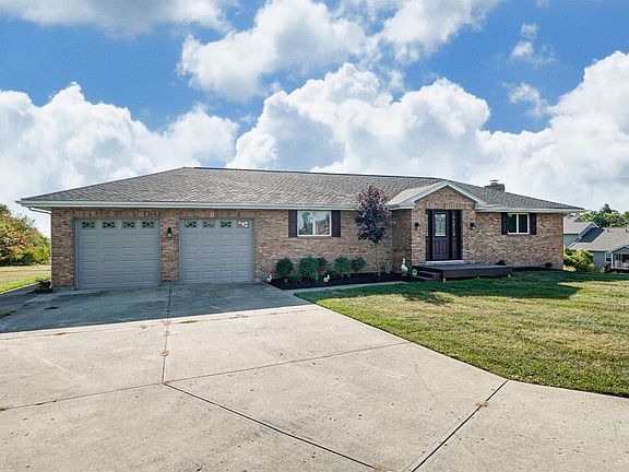 2nd image of 2058 Piper Dr