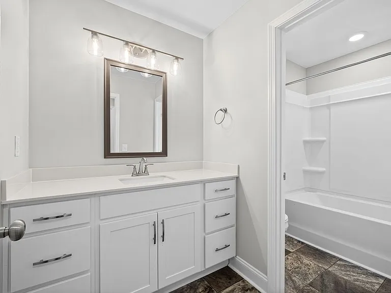 528 Macy Lynn Dr — Photo 28
