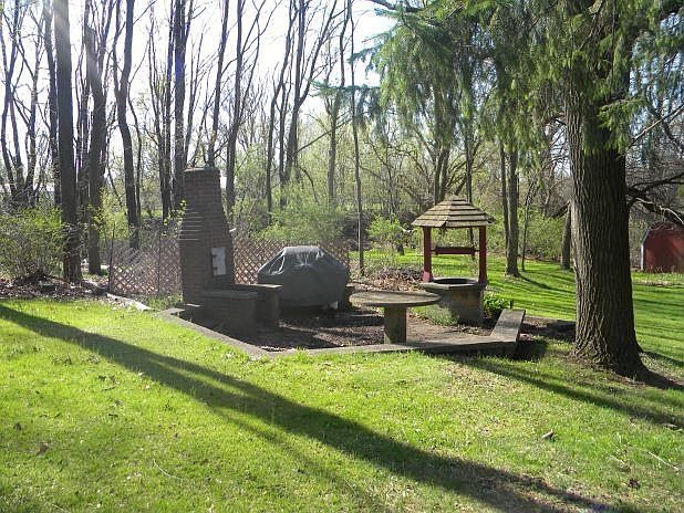 2nd image of 2312 Copley Rd