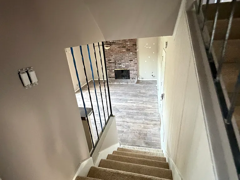 19331 Green Mountain Dr — Photo 4