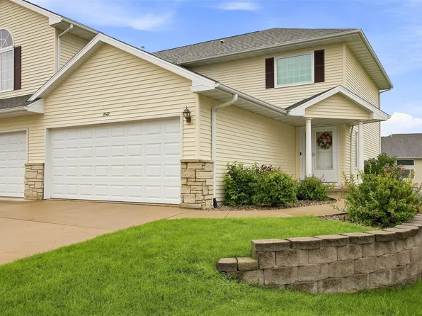3542 Stoneview Cir SW, Cedar Rapids, IA 52404