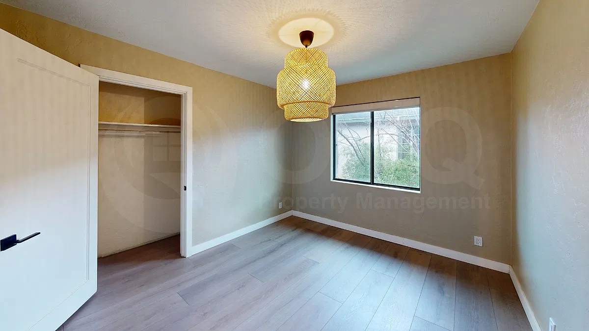 3 bed, 2.0 bath, 1543 sqft, $1,975 — Photo 3