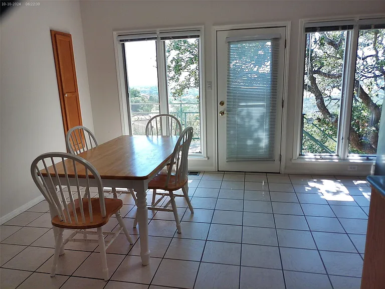 525 Northwood Hills Dr — Photo 6