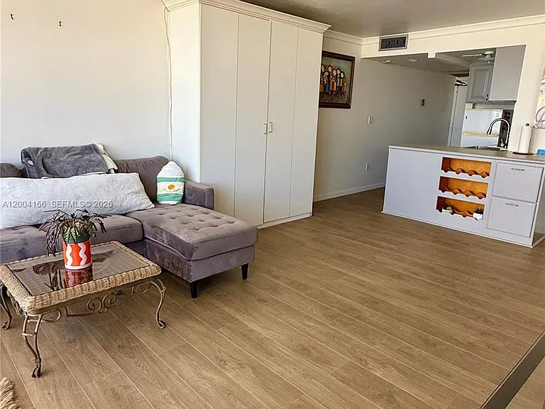 555 NE 15th St #420 — Photo 11
