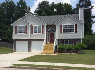 2974 Stone Creek Dr, Rex, GA 30273