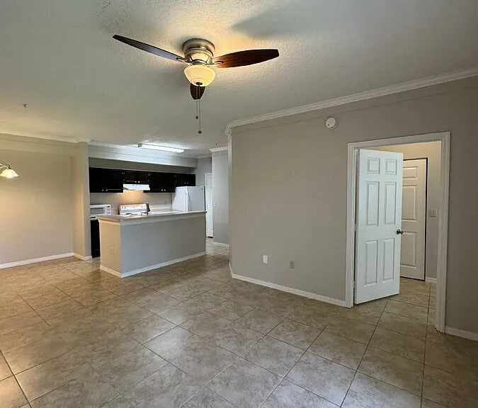 11530 Villa Grand #1121 — Photo 10