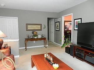5th image of 38321 Mason St