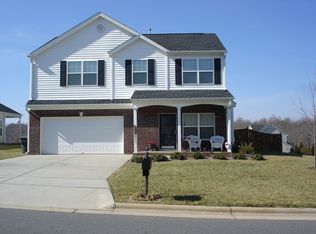 5903 Black Willow Dr, Greensboro, NC 27405