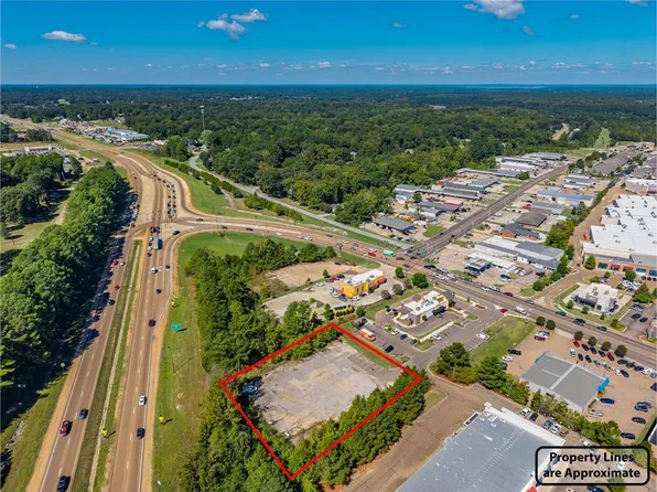 2622 Jackson Ave W, Oxford, MS 38655