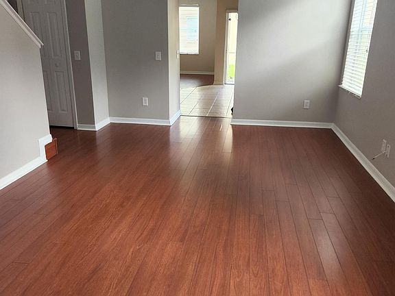 5th image of 17529 Hugh Ln
