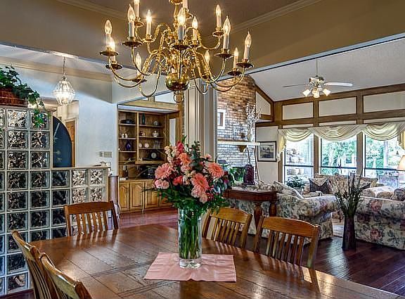 5th image of 3808 Hillwood Way