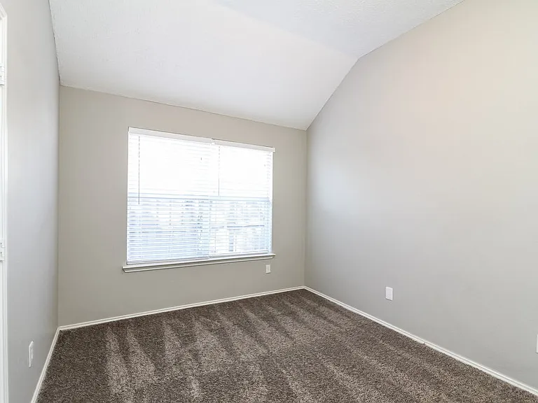 2338 Liles Ln — Photo 14