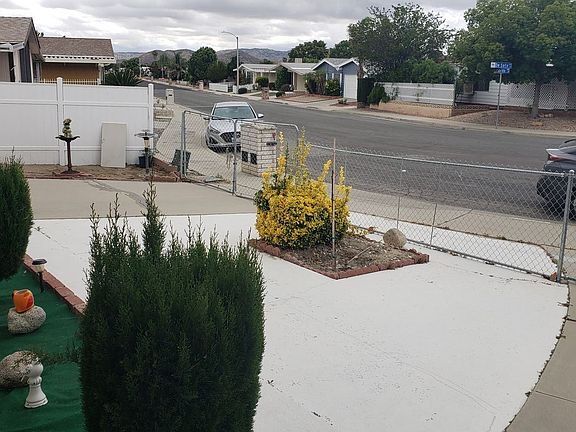 5th image of 1219 Cabrillo Dr